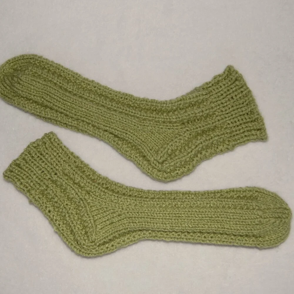 NEW Handmade Ankle Socks, Green, Women Size M (US 8.5)